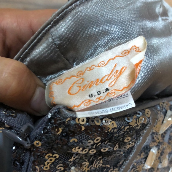 Grey Formal Dress - Picture 5 of 6